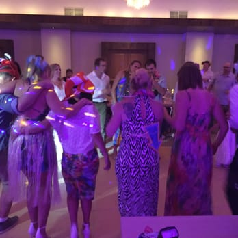 Maui DJ Services - Everyone had a fantastic time! - DJs Near Me - Kihei, Hawaii Maui DJ Services - Everyone had a fantastic time! - DJs Near Me - Kihei, Hawaii