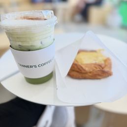 Banana Cream Top Matcha (16oz) Banana Cream Top Matcha (16oz)