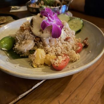 Saang Thai - Pineapple Fried Rice - Thai Near Me - Queens, New York Saang Thai - Pineapple Fried Rice - Thai Near Me - Queens, New York