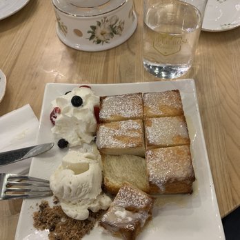 Proper Rose Garden - D3. Shibuya Honey Toast - Themed Cafes Near Me - Katy, Texas