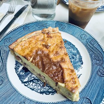 maman - daily quiche (Lorraine) - Cafes Near Me - New York, New York