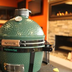 Armstrong Hearth & Home - The Big Green Egg