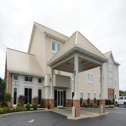 The Randolph Inn & Suites