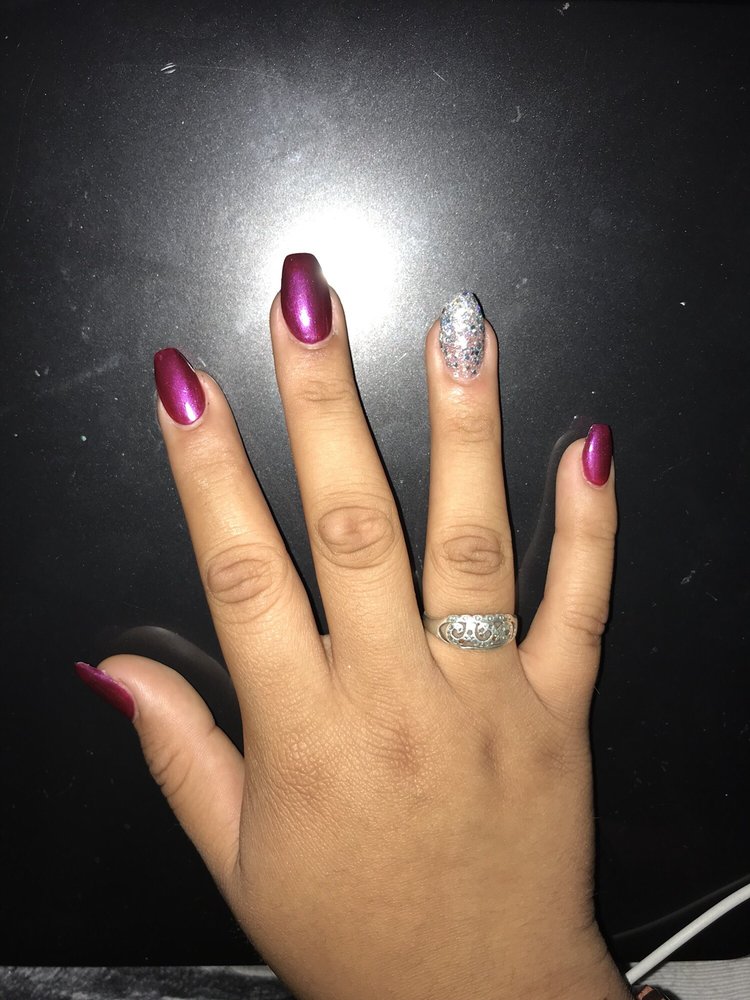 LYNN NAILS 11 Reviews Nail Salons 111 S Chehalis St, Aberdeen, WA