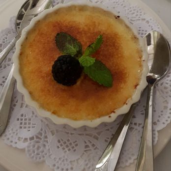 Lara’s Fine Dining - Creme Brulee - Italian Near Me - Richmond, California Lara’s Fine Dining - Creme Brulee - Italian Near Me - Richmond, California
