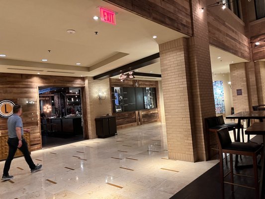 Renaissance New Orleans Arts Warehouse District Hotel by null