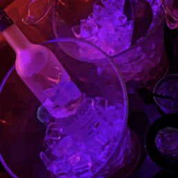 Bottle service Bottle service