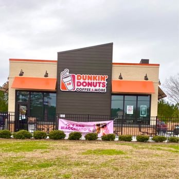 Dunkin' -  the front of a dunkin donuts restaurant - Donuts Near Me - Port Wentworth, Georgia