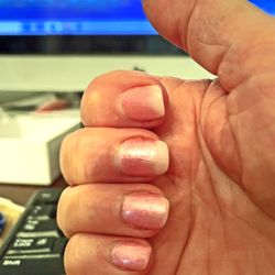 Nail Tech - Peeling lacquer