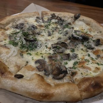 North Italia - Funghi pizza - Italian Near Me - Plano, Texas North Italia - Funghi pizza - Italian Near Me - Plano, Texas