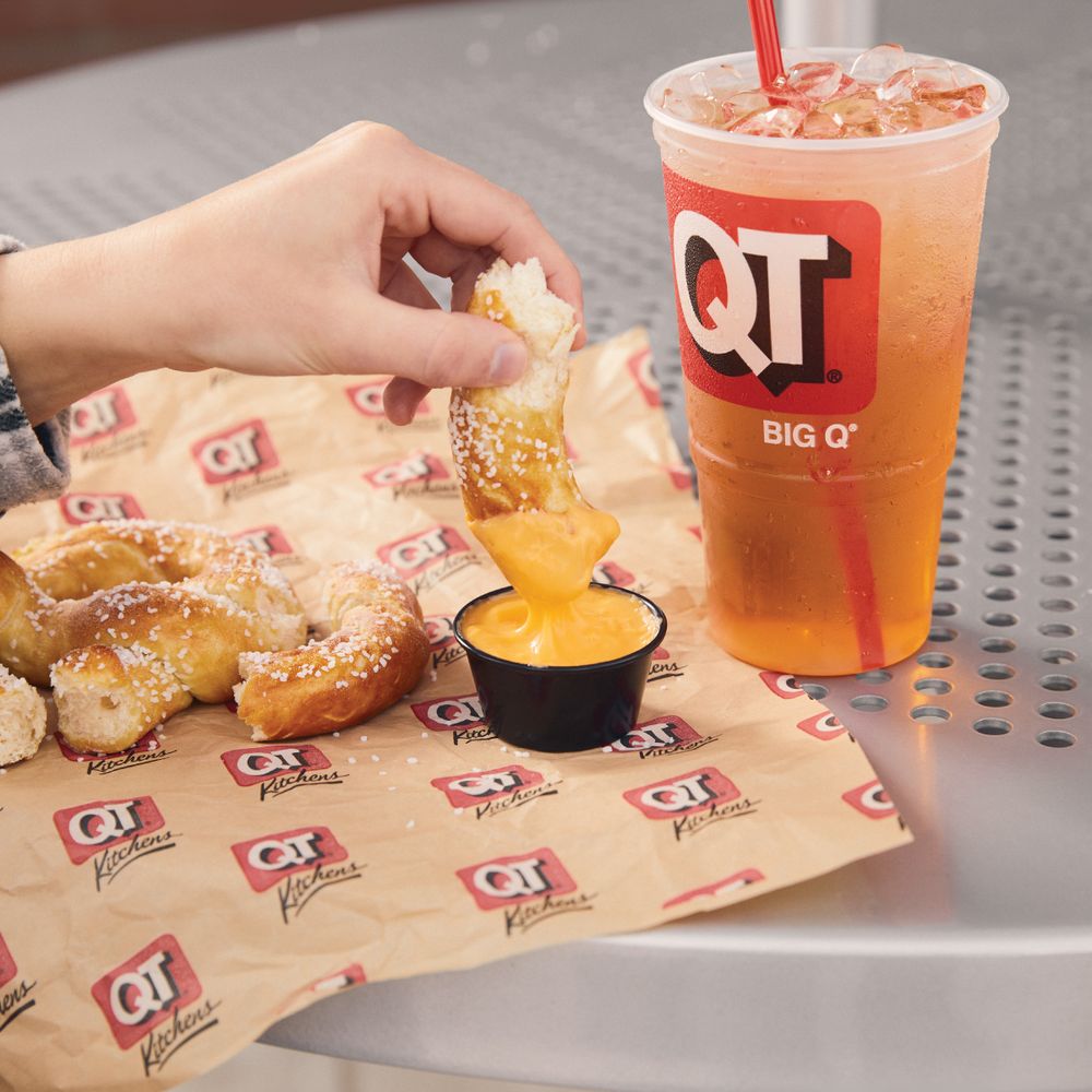 QuikTrip Logo