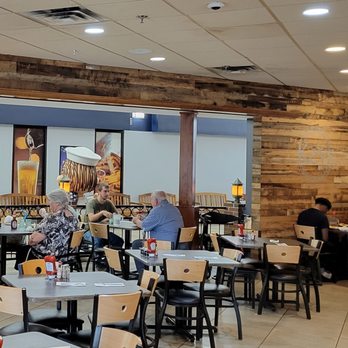 Keys Cafe & Bakery - Dinning Room - Coffee & Tea Near Me - Woodbury, Minnesota Keys Cafe & Bakery - Dinning Room - Coffee & Tea Near Me - Woodbury, Minnesota