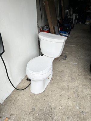 Garage Pizza by null