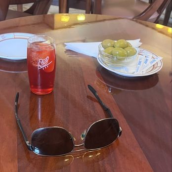 Harry's Bar - Americano and olives - Bars Near Me - Venezia, VE