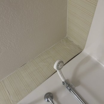 Circus Circus - Mold and peeling wall paper - Hotels Near Me - Las Vegas, Nevada Circus Circus - Mold and peeling wall paper - Hotels Near Me - Las Vegas, Nevada