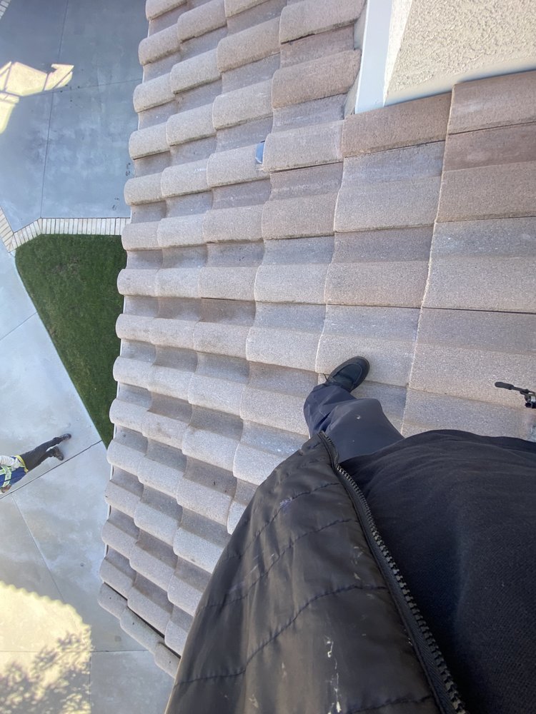 Slide of No Leaks Roofing