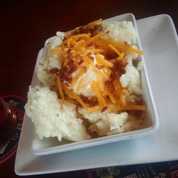 Ruby Tuesday - This was supposed to be grits, it was served cold, dry, and under cooked - American Near Me - Fayetteville, North Carolina Ruby Tuesday - This was supposed to be grits, it was served cold, dry, and under cooked - American Near Me - Fayetteville, North Carolina