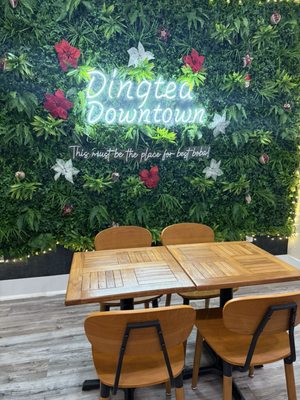 Ding Tea Downtown Nola by null