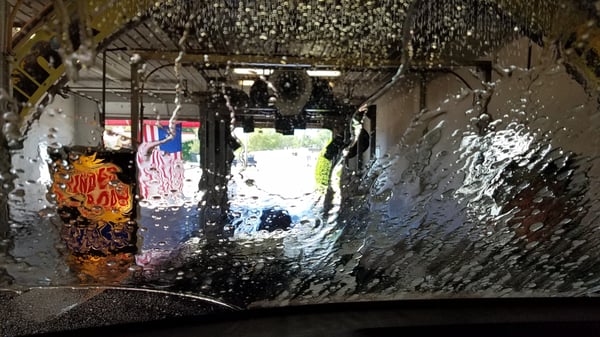EASTSIDE EXPRESS WASH - Updated July 2024 - 12 Photos - 1400 E State Rd