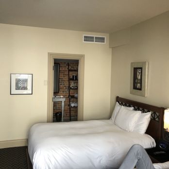 Hôtel Nelligan - Hotels Near Me - Montreal, Quebec Hôtel Nelligan - Hotels Near Me - Montreal, Quebec