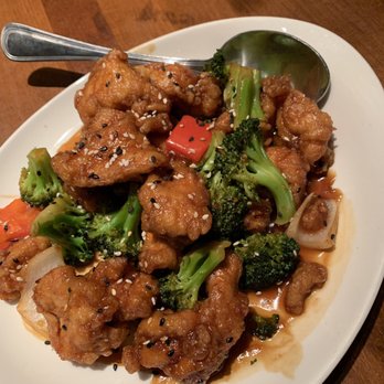 P.F. Chang's - Chinese Near Me - Chattanooga, Tennessee