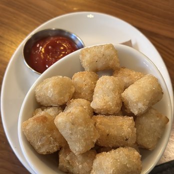 Max Downtown - Tater Tots - Bars Near Me - Hartford, Connecticut Max Downtown - Tater Tots - Bars Near Me - Hartford, Connecticut