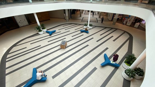 Upper Canada Mall by null