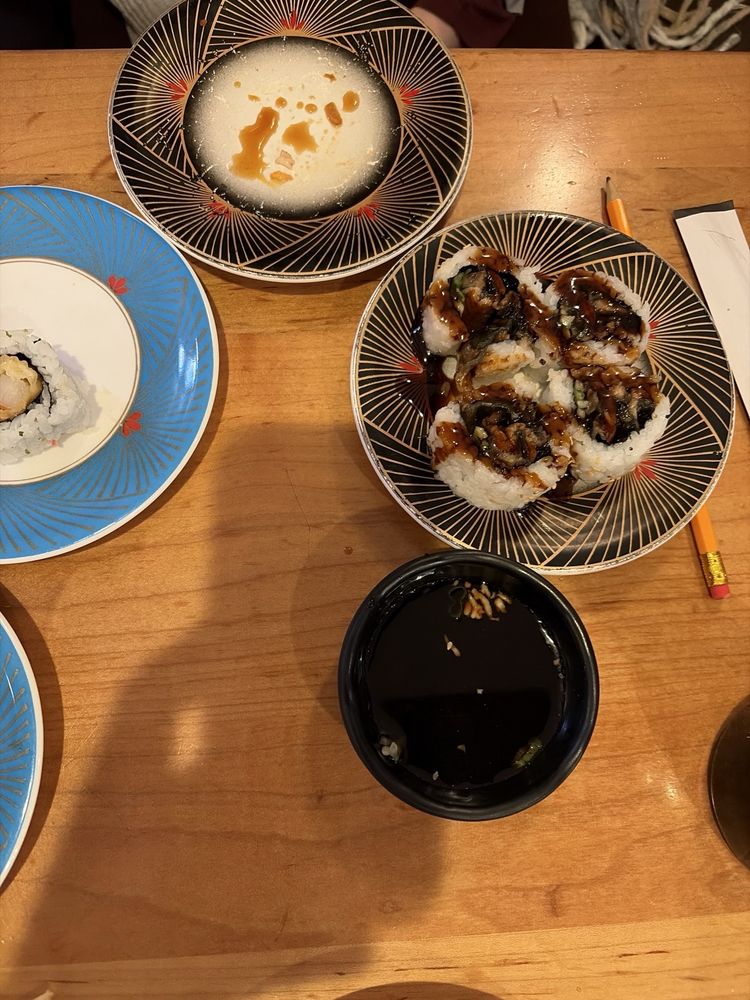 Kinjo Sushi Logo