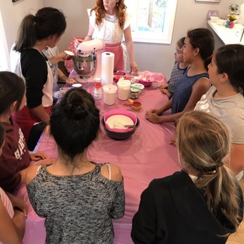Baking with Melissa - Teaching them techniques - Party & Event Planning Near Me Baking with Melissa - Teaching them techniques - Party & Event Planning Near Me