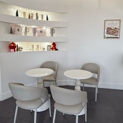 MTea - Seats