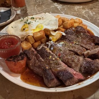 Wren & Wolf - Who wouldn't want a steak for breakfast? Delicious!!! Perfectly cooked and portioned!!! - Cocktail Bars Near Me - Phoenix, Arizona Wren & Wolf - Who wouldn't want a steak for breakfast? Delicious!!! Perfectly cooked and portioned!!! - Cocktail Bars Near Me - Phoenix, Arizona