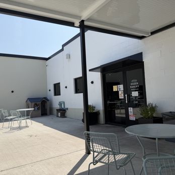 Dozen Bakery - Outside seating and play area - Bakeries Near Me - Nashville, Tennessee Dozen Bakery - Outside seating and play area - Bakeries Near Me - Nashville, Tennessee