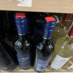 Nahar Food, Liquor and Vape Shop