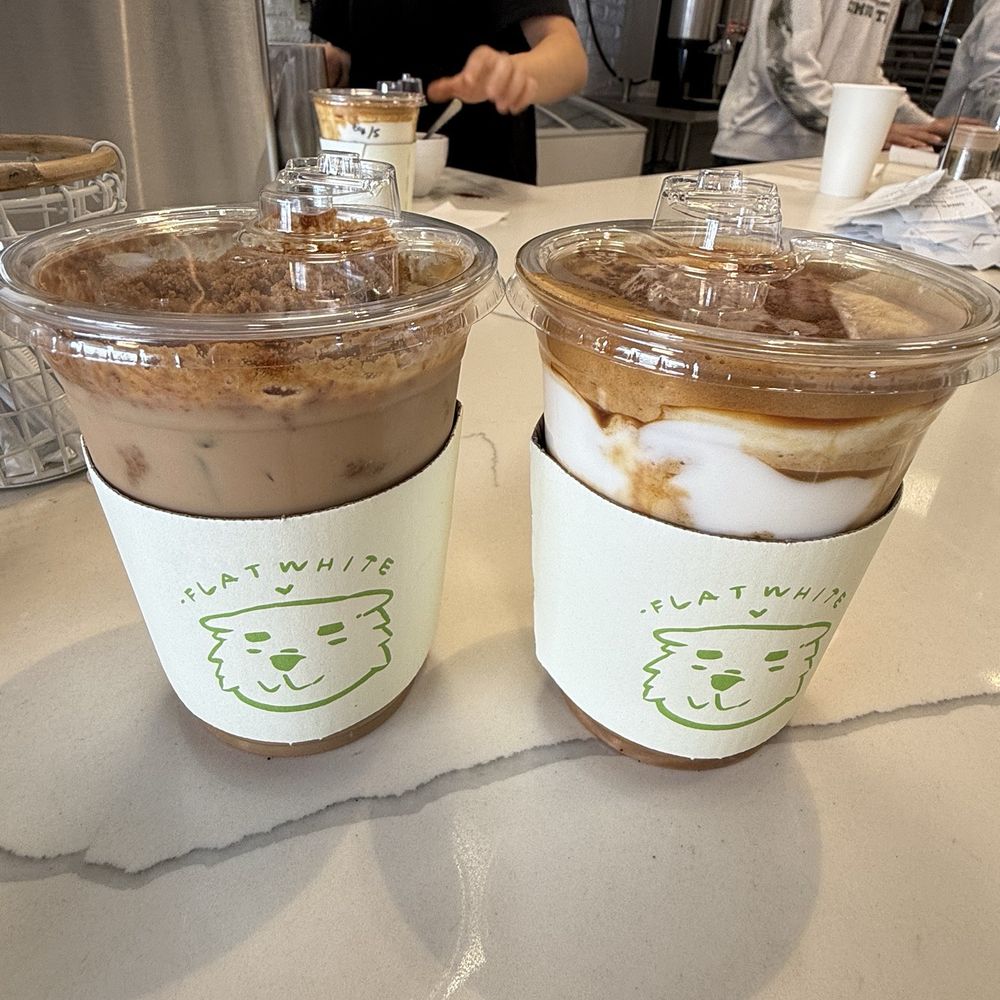 Flat White Coffee - L- Biscoff Latte R- Einspänner - Cafes Near Me - Cypress, California Flat White Coffee - L- Biscoff Latte R- Einspänner - Cafes Near Me - Cypress, California