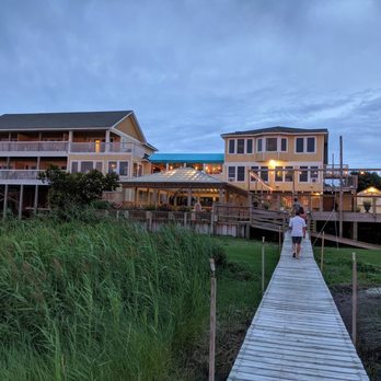 Cafe Pamlico - Pamlico Inn - Seafood Near Me - Buxton, North Carolina