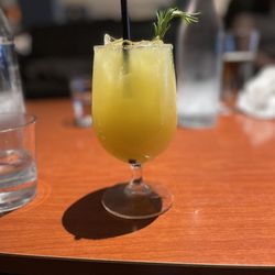 Pinstripes - Ginger Rose (mocktail)