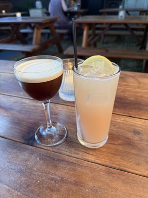 Bar Loon by null