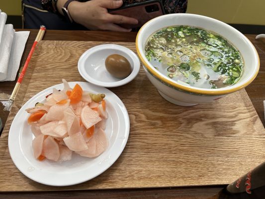 BEEF UP NOODLE by null