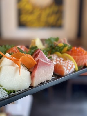 Orenji Sushi & Noodles by null