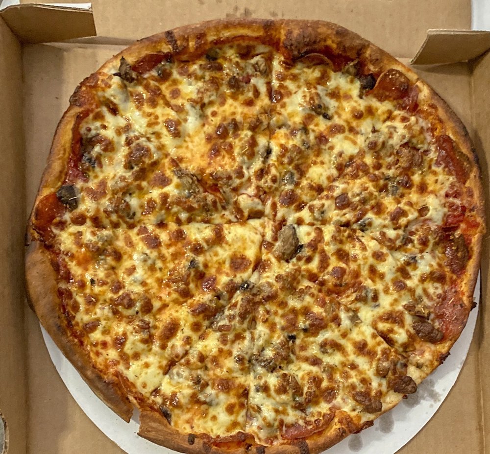 MANCINOS PIZZAS AND GRINDERS Updated October 2024 18 Photos & 29