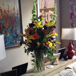 Oak Ridge Florist - The ladies at Oak Ridge florist produce this amazing arrangement. It was absolutely beautiful . Highly recommend