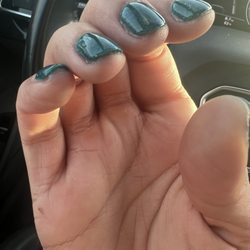 B Nails Salon