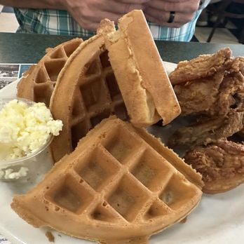 Metro Diner - American Near Me - St. Augustine, Florida