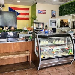 El Cilantro Restaurant - Display and register area