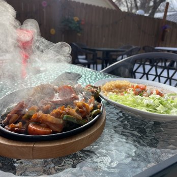 La Casita Authentic Mexican Restaurant - Garden vegetable fajitas - Mexican Near Me - Berthoud, Colorado