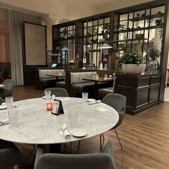 Sal Rosa - Inside - Breakfast & Brunch Near Me - Tampa, Florida Sal Rosa - Inside - Breakfast & Brunch Near Me - Tampa, Florida