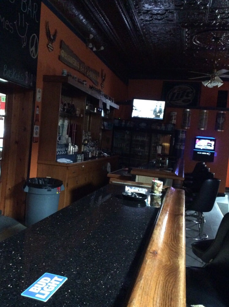 HADER’S BAR & GRILL Updated September 2024 10 Photos 9 E