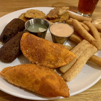 Cafe Con Leche - Taste of Puerto Rico sampler, disappointing. Needed seasoning. - Coffee & Tea Near Me - Wappingers Falls, New York