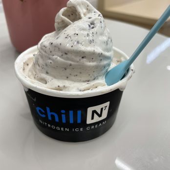 Chill-N Ice Cream South Miami - Ice cream mint and Oreo - Ice Cream & Frozen Yogurt Near Me - South Miami, Florida