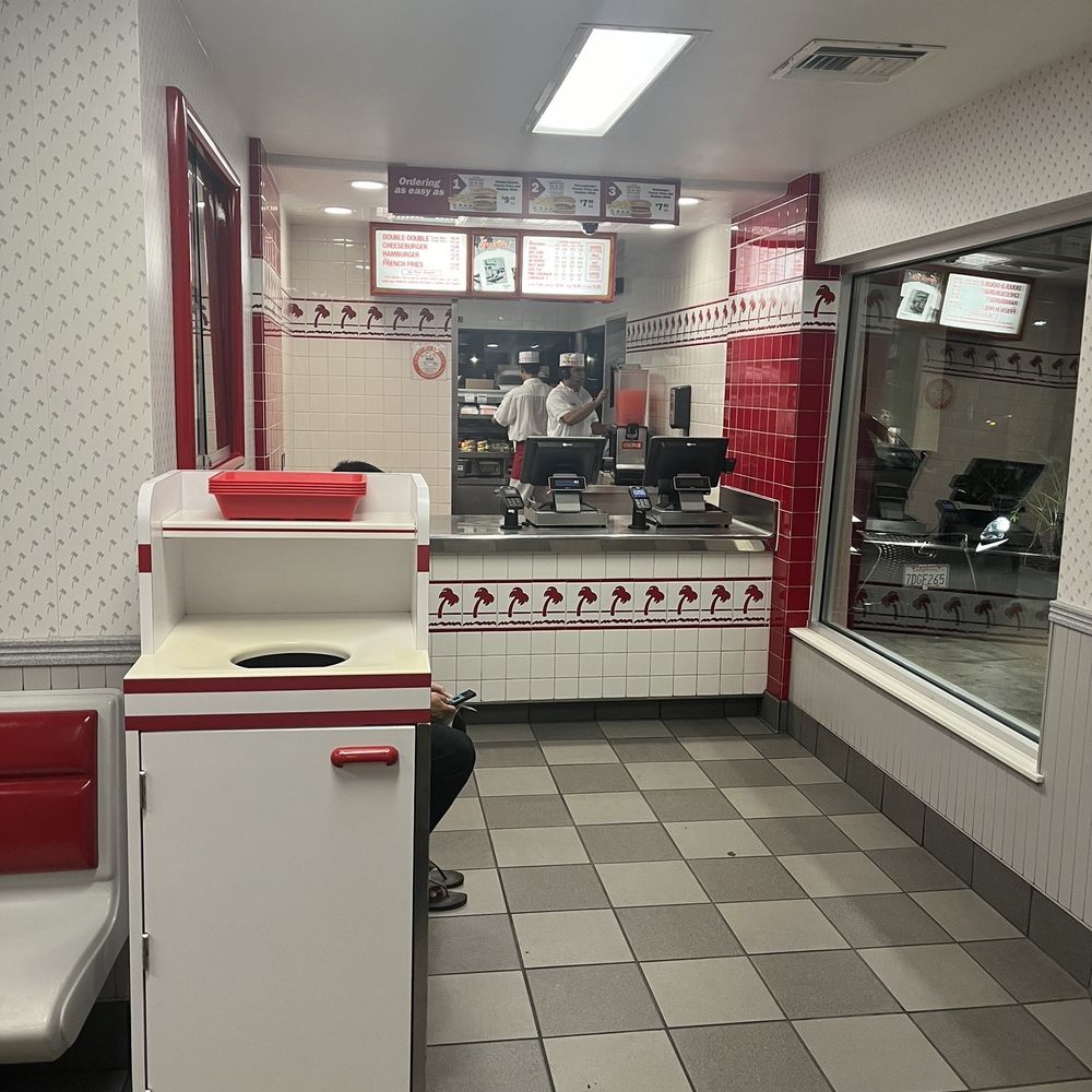 In-N-Out Burger - Place your order! - Burgers Near Me - Garden Grove, California In-N-Out Burger - Place your order! - Burgers Near Me - Garden Grove, California